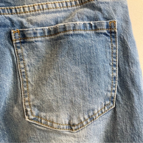 BP SZ 31 Flare Leg Mid Wash High  Rise Jeans - Picture 9 of 10